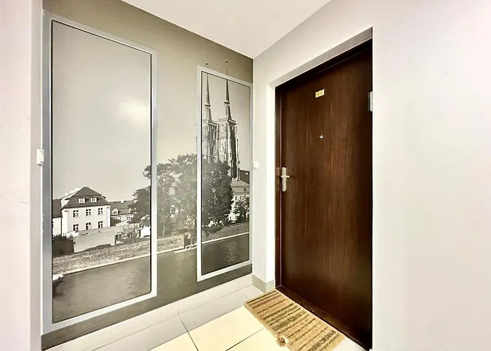 Podwale 2 Apartment - Self Check-In 20H ~Parking & Lift