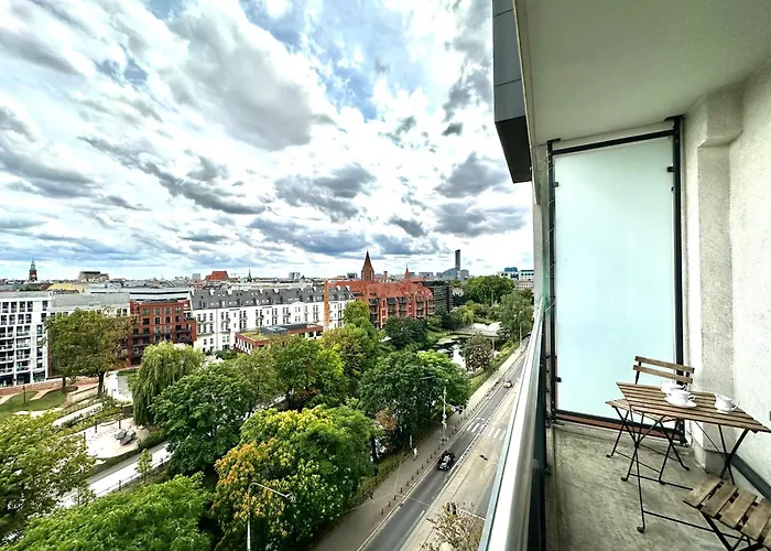 Podwale 2 Apartment - Self Check-In 20H ~Parking & Lift