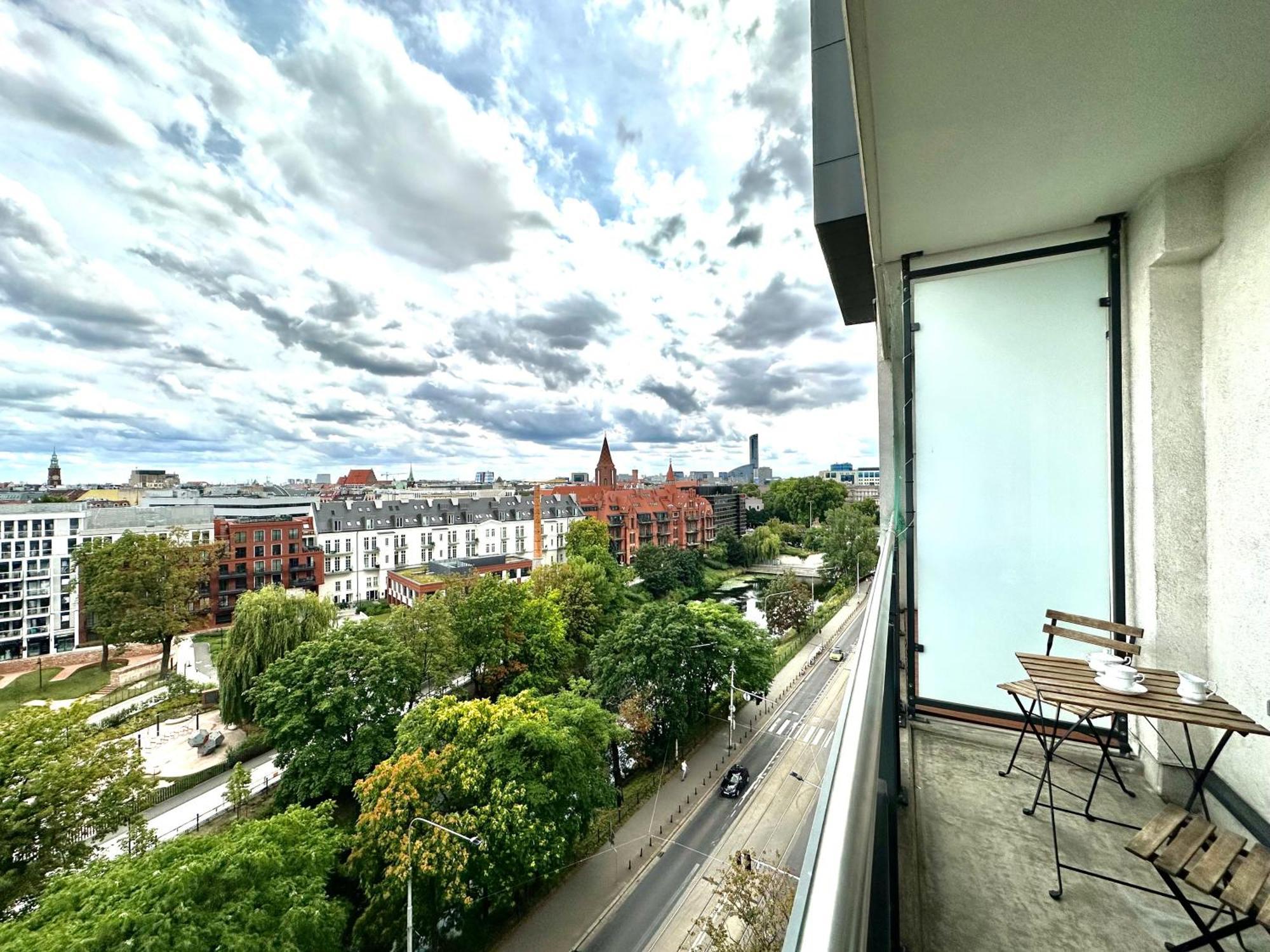 Apartment Podwale 2 - Self Check-in 20h ~parking & Lift Wroclaw